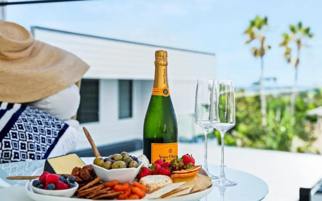 Chic Beachside Apartment, Peregian Beach