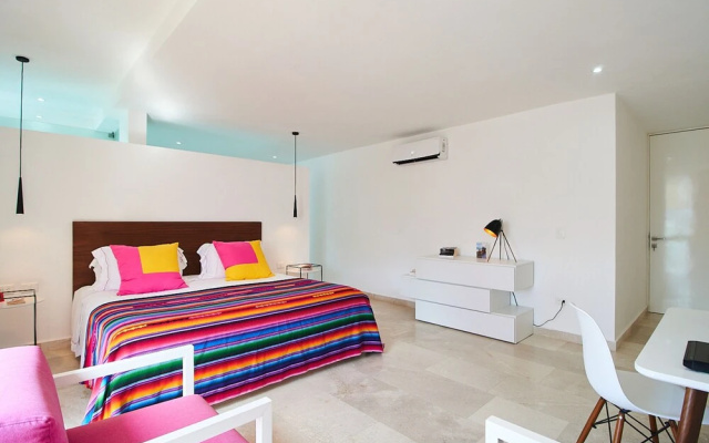 Siaan Luxury Condos 201 By Lockey