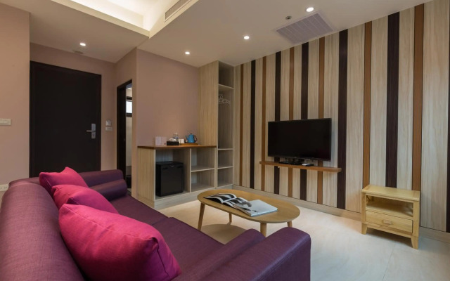 Visual Range B & B