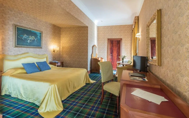 Hotel Torre SantAngelo