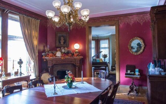 The Gables Bed and Breakfast Philadelphia