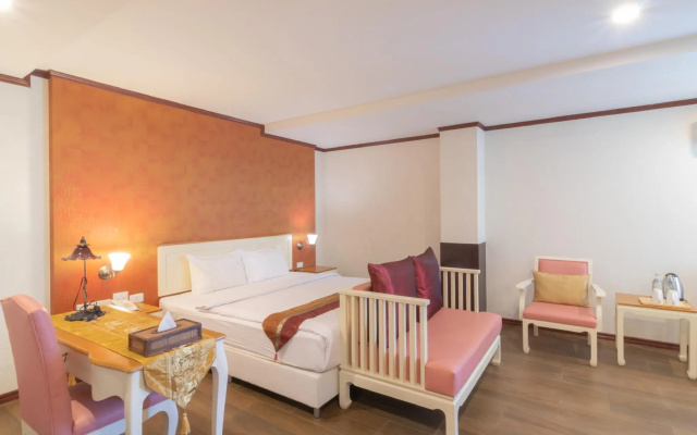 J&Y Hotel