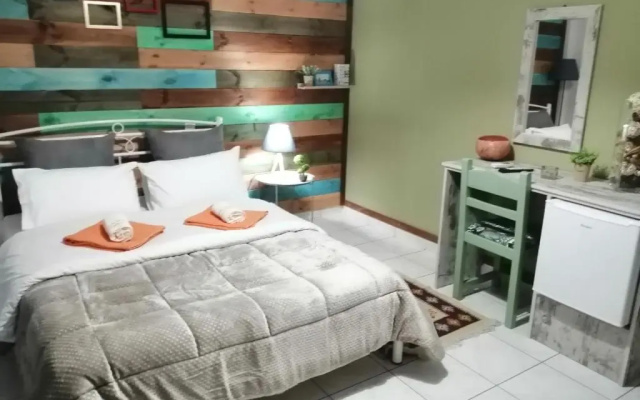 Hotel Efyra