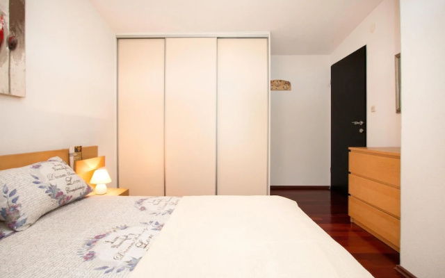 Stunning Home in Valbandon With Wifi and 2 Bedrooms