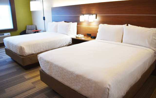 Holiday Inn Express & Suites Albany by IHG