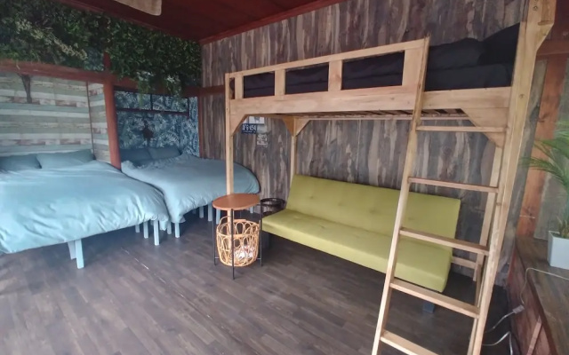 Wanderlust Inn