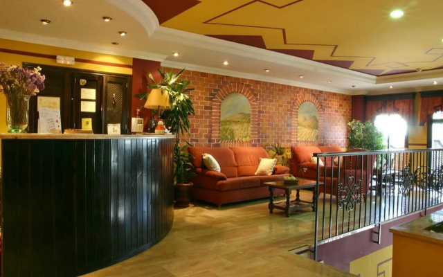 Hotel Las Rosas