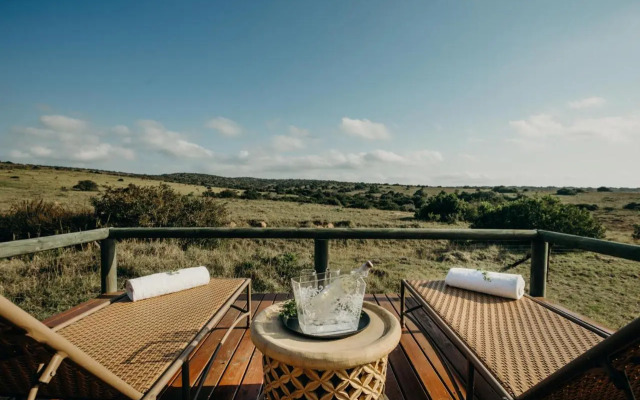 Hlosi Game Lodge