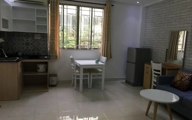 Smiley Apartment 12