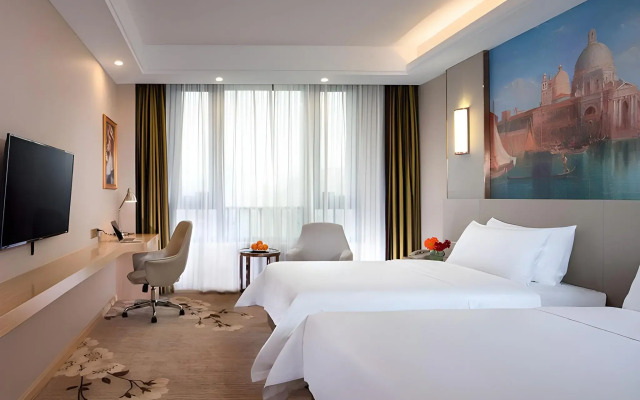 Vienna International Hotel (Wenzhou Airport Binhai Park)