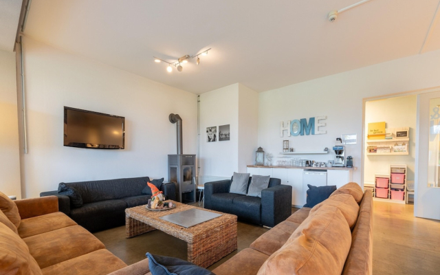 Spacious Group Stay in Teuge With Garden
