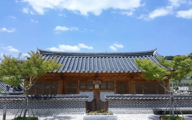 Jeonju Geunae Hanok Pension