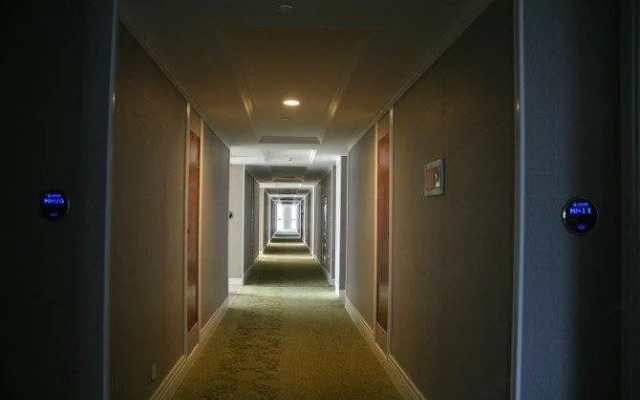 Huatong Hotel