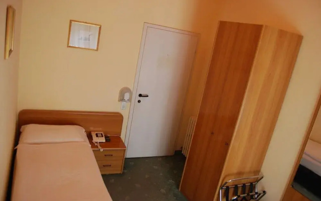 Hotel Diana
