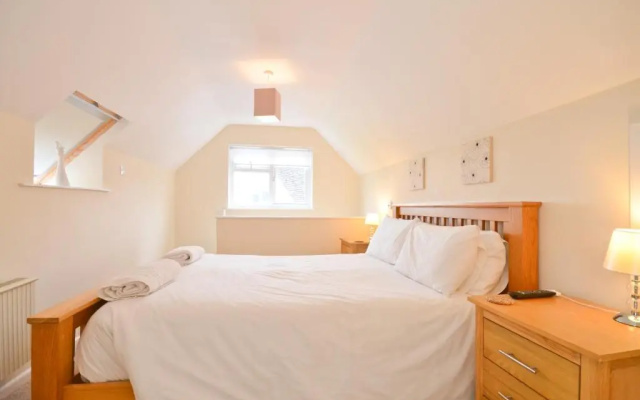 17 Tollgate Cottages