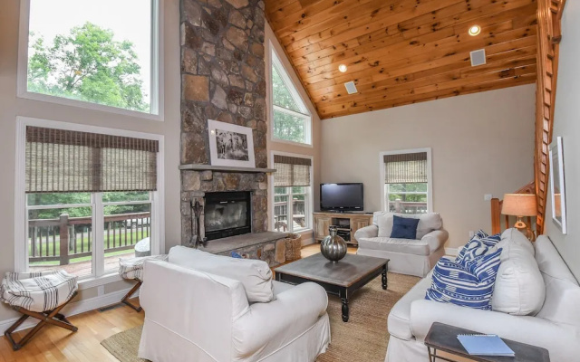 Heavenly Grove 5 Bedroom House