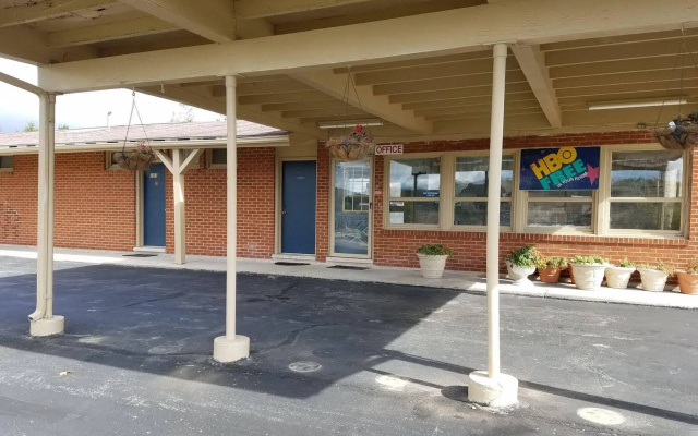 Dollar Inn