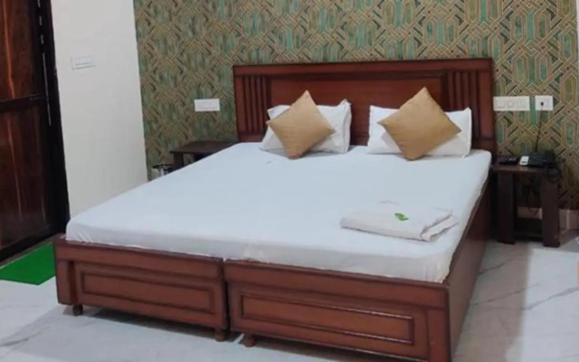 FabHotel Park View