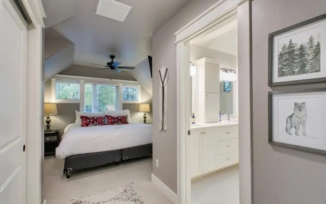 Blue Sky Bungalow