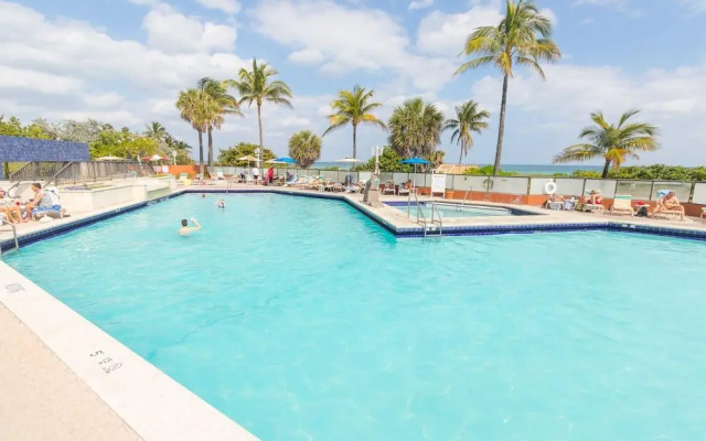 762 Ocean View Hollywood Beach