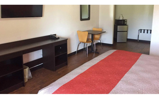 Motel 6 Waco, TX