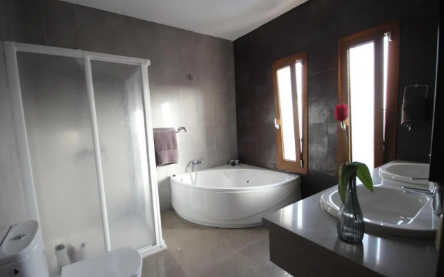 Villa Las Caletas del Mar - Heated Pool