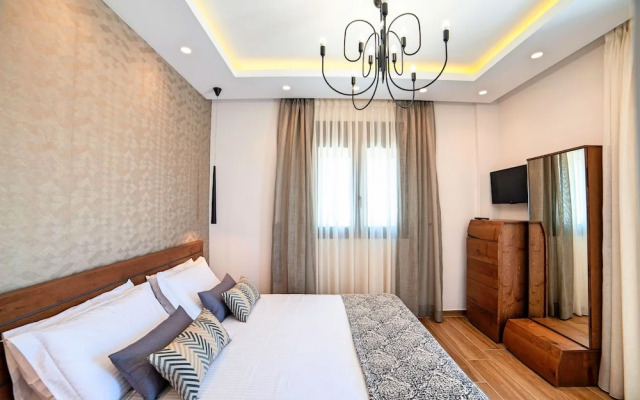 Perla Villas with Heated Pool