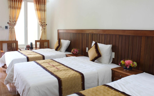 Hoa Binh Hotel