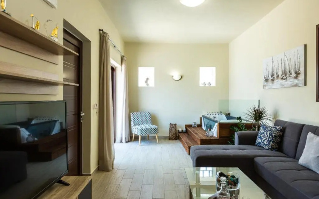Istros Villas, infinite blue, By ThinkVilla