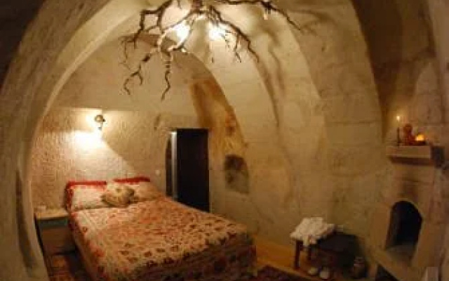 wonderland cave hotel
