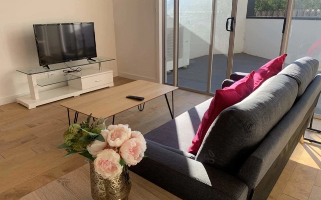 Bundoora Townhouse