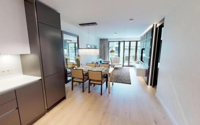 White Pearl Apartment 1.03