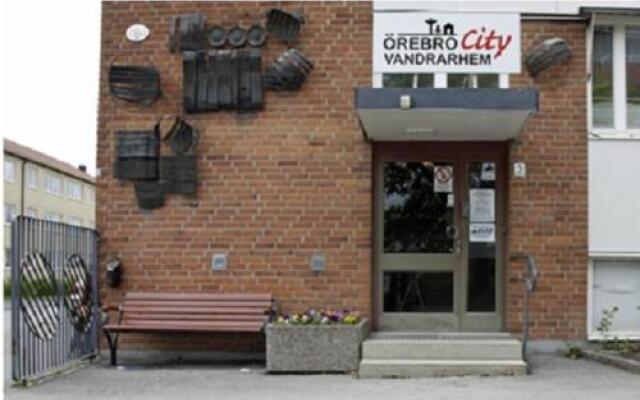 Örebro City Hostel Эребру вид на фасад