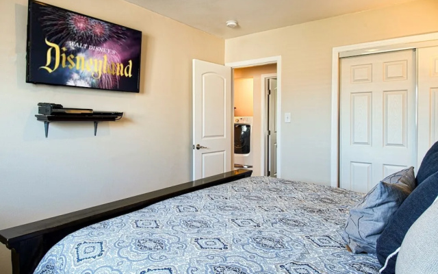 Babes in Toyland - 3 Br Home