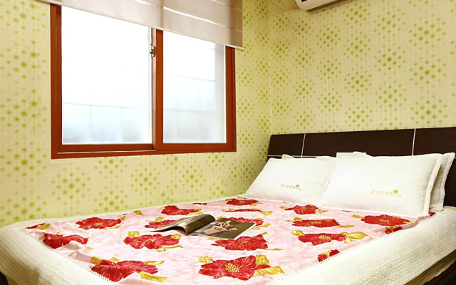 Pocheon Sanjeong Lake Travel Sketch Pension