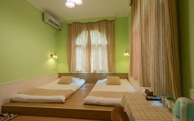 Fresh Summer Inn