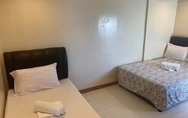 G Hotel