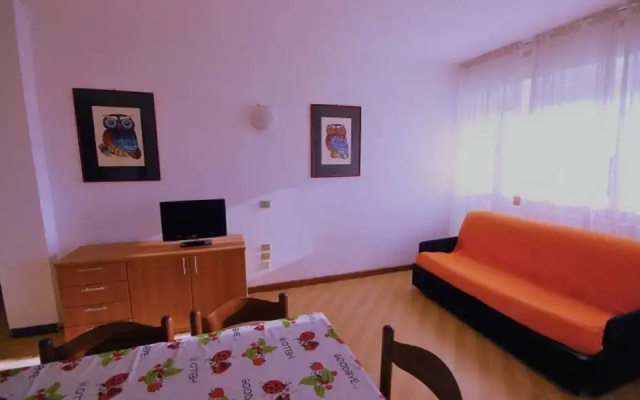Three-bedroom Apartment With Seaview