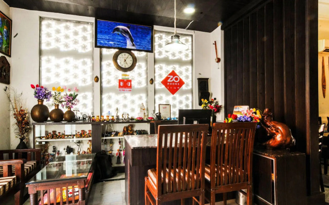 Zo Rooms VIP Road Kalakriti