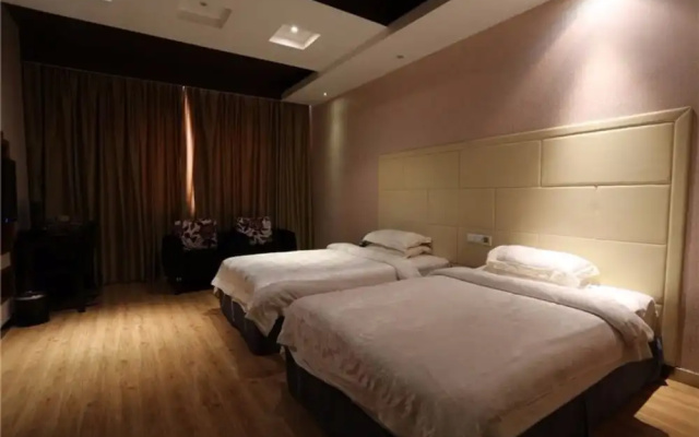 Pingguo Hotel