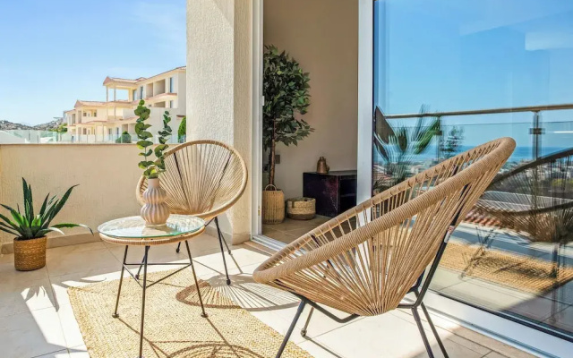 Sanders Florida - Inspiring 1-bdr Apt w Sea View