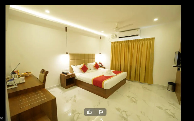 Yam Hotel