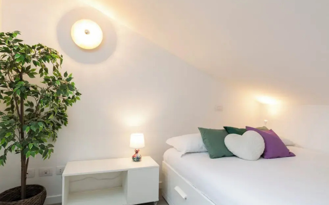 notaMi - Bright Attic M4 - 2 Bedrooms
