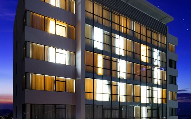 Central Hotel Nha Trang вид на фасад