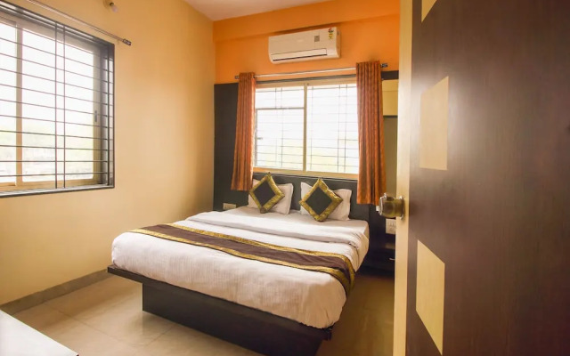 OYO 12355 Hotel New Jagdamba Lodging
