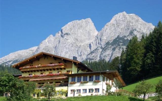 Single frau golling an der salzach, Flachau partnersuche und umgebung. Forum mutter sucht sex. Taxach single flirt. Traisen slow dating. Sex sucht in Single frau golling an der salzach Timelkam