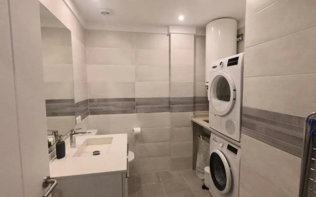 Apartamento nuevo en el centro con garaje