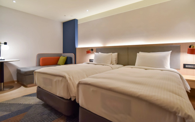 Holiday Inn Express Taipei Train Station by IHG