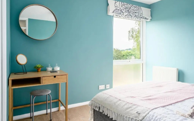 Lovely 4 Bedroom House in Central Bath (Adults Only)