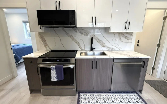 Vancouver Katherine 2BD 2BA Laneway Home